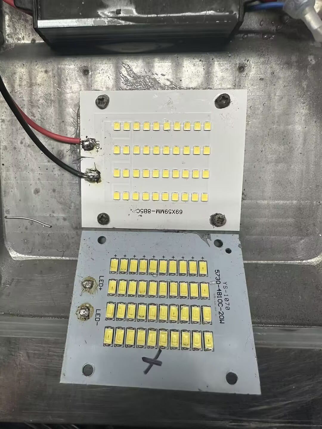 kasus perusahaan terbaru tentang Layanan Kustomisasi Satu Atap Sunshineopto—— Vietnam: Lampu Sorot