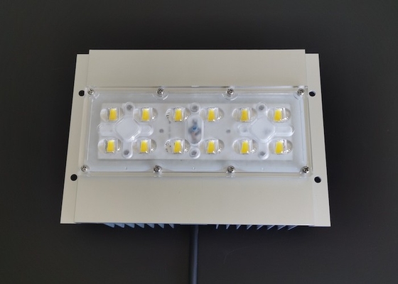 Beli 7070 SMD LED Street Light Module 158x103 Degree 60W Mengeluarkan Cahaya Putih pembuatan online