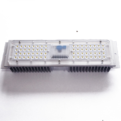 Beli Komponen Lampu Jalan Led AC220V SMD3030 PC Optik Dengan Heat Sink pembuatan online