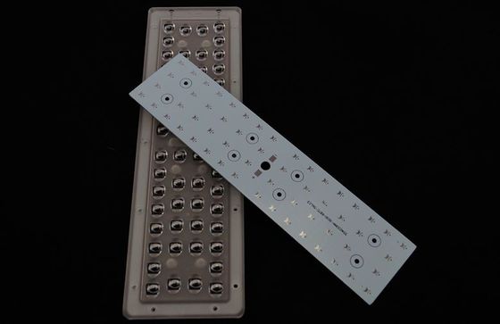 Lensa LED Optik Bahan PC dengan Array 56W dan Berbagai Sudut Sinar untuk Lampu Jalan LED dan Lampu Jalan