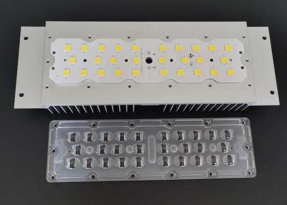 7070 SMD LED Street Light Module dengan sudut sinar 158x103 derajat dan chip LED 5050SMD untuk pencahayaan trotoar 50W-120W