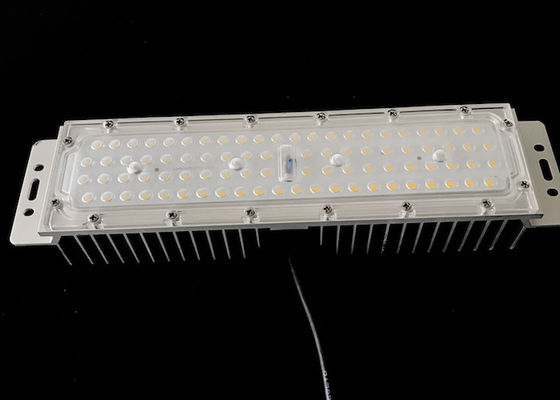 Modul Lampu Jalan LED SMD3030 84 LED 60 Derajat dengan Efisiensi 140lm/w dan Lensa PC