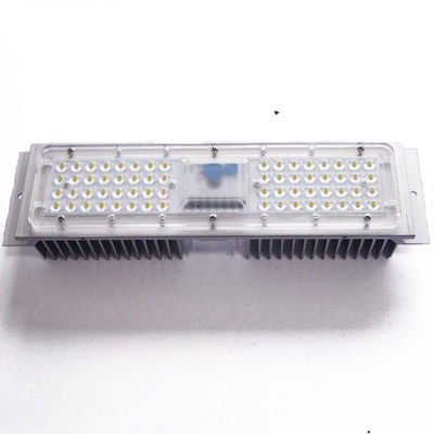 AC 220V SMD 3030 LED Street Light Components dengan Lensa PC Optik dan Heat Sink